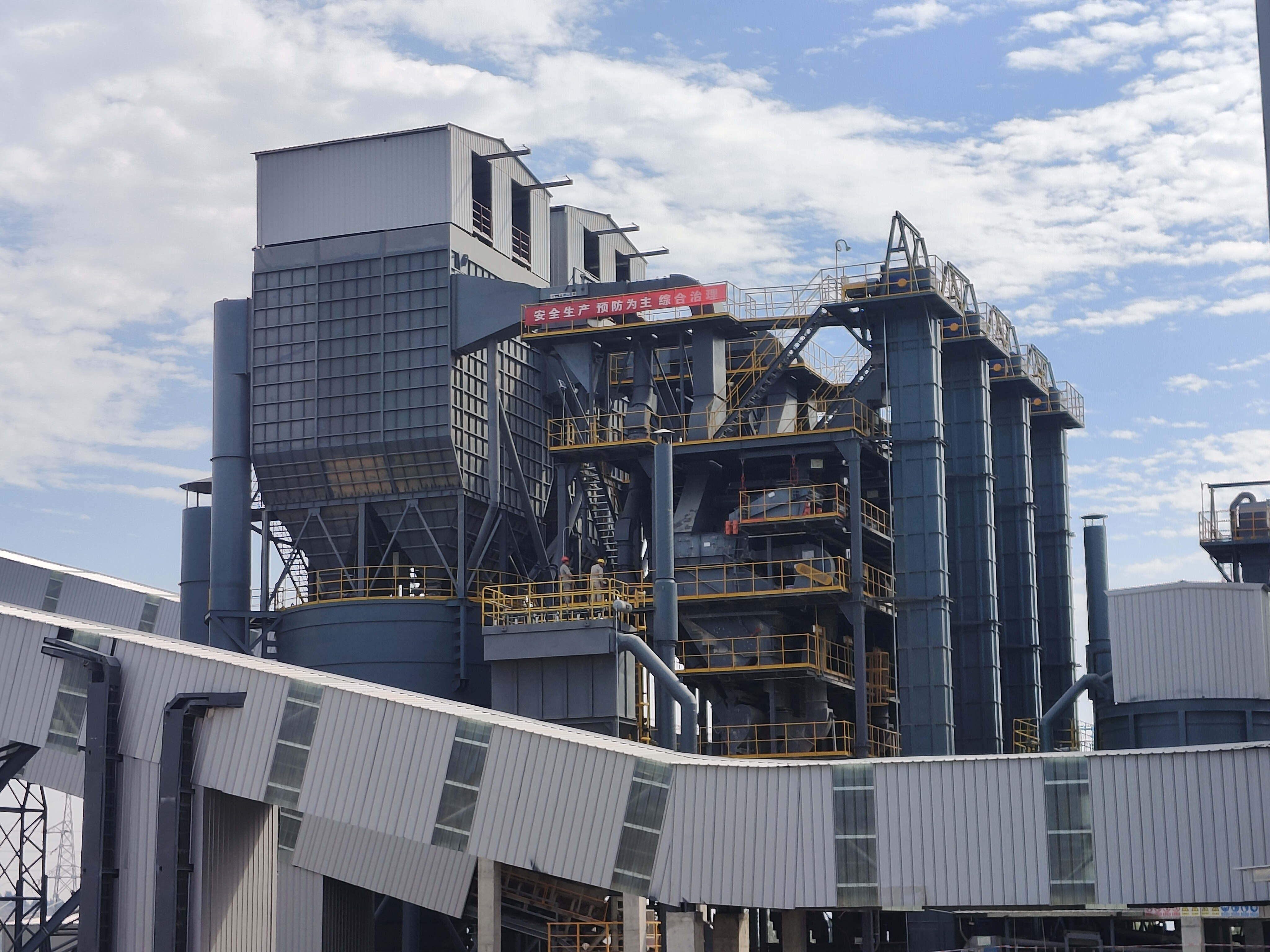 28項大型基礎建設工程獲批，制砂樓助力企業(yè)提高砂石品質(zhì)